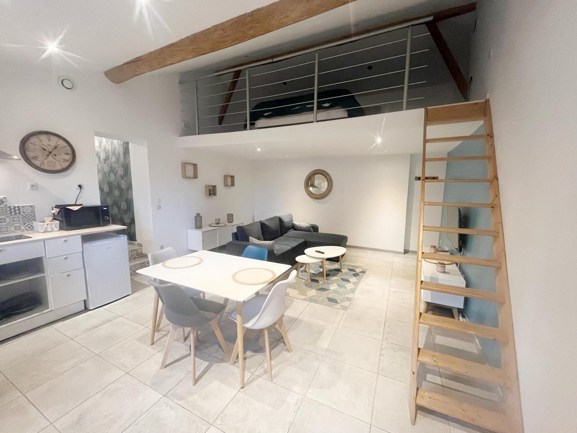 Appartement A Deux Pas Des Peniches à Castelsarrasin Extérieur photo